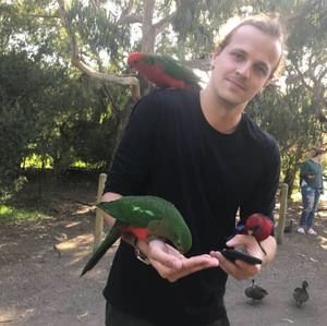 Meet your Posher, Vincent